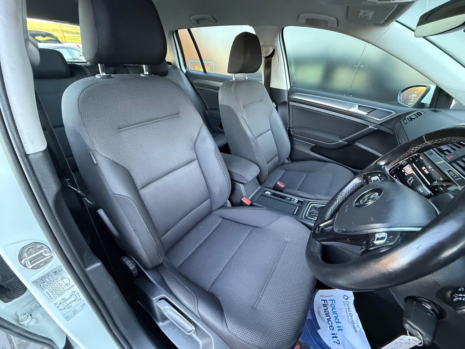 Used Volkswagen Golf 2017 for sale - 76658145: Photo 15