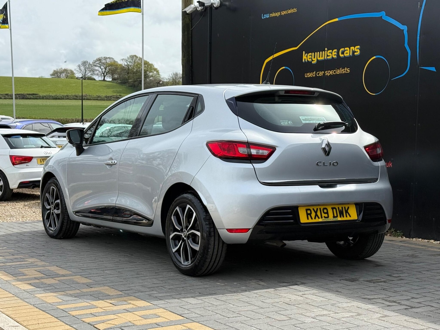 Used Renault Clio 2026 for sale - 78204282: Photo 3