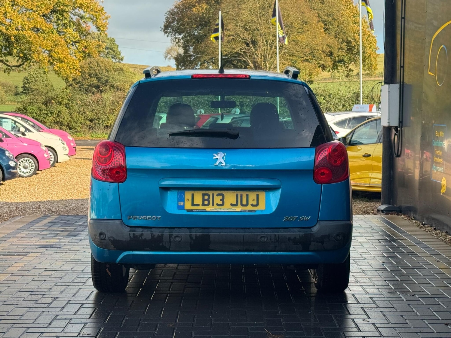 Used Peugeot 207 2013 for sale - 76996012: Photo 5
