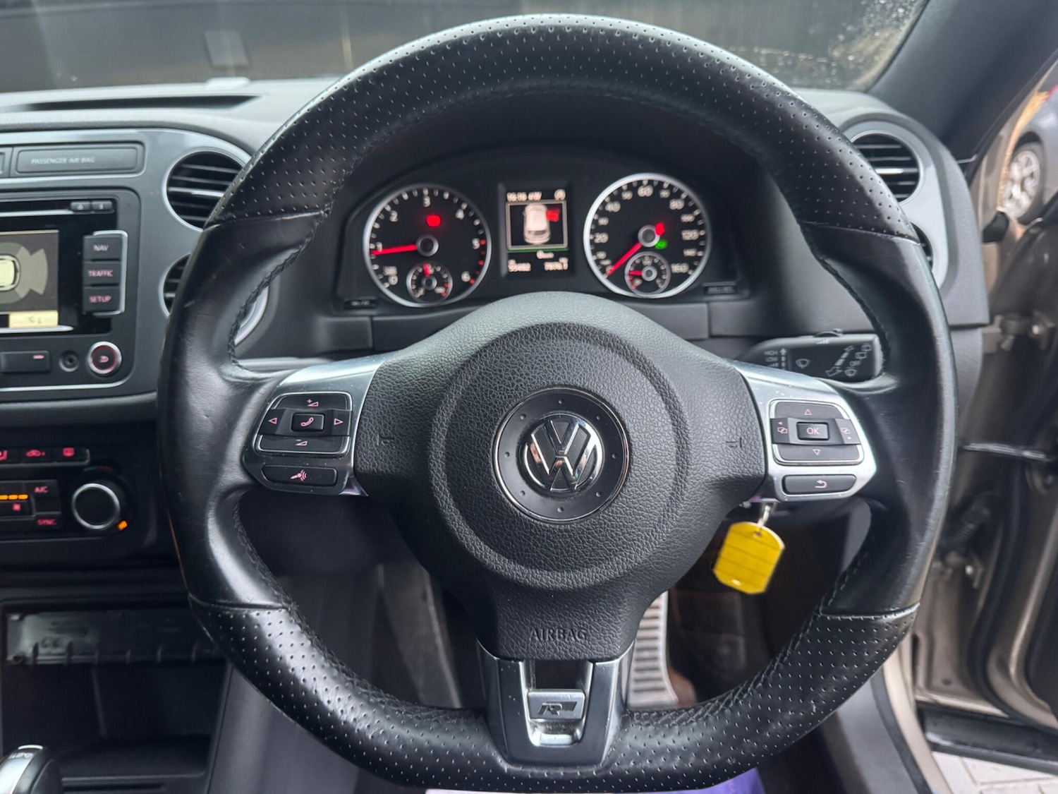 Used Volkswagen Tiguan 2015 for sale - 77331923: Photo 23