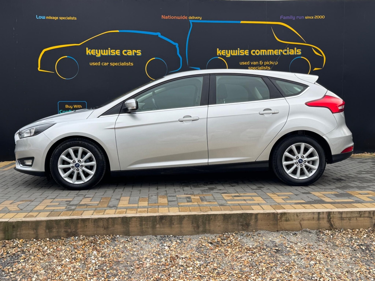 Used Ford Focus for sale - 77670442: Photo 2