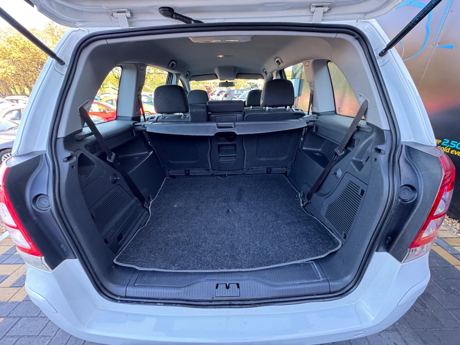 Used Vauxhall Zafira 2013 for sale - 76658699: Photo 26