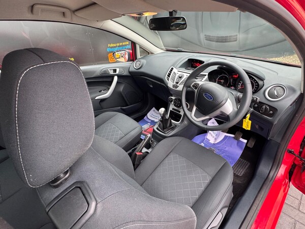 Used Ford Fiesta 2011 for sale - 76283269: Photo 15