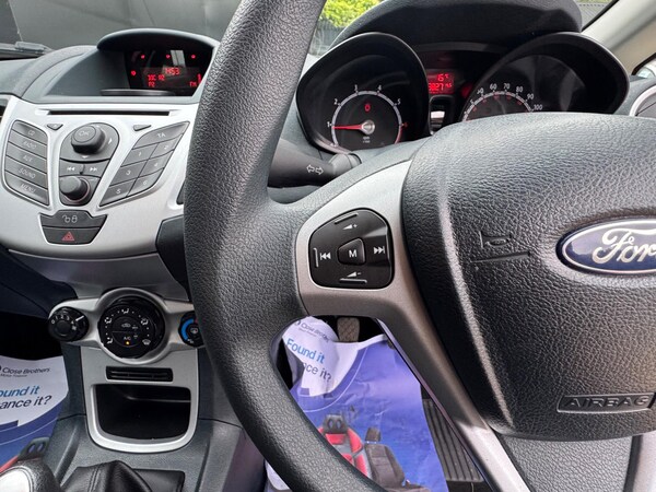 Used Ford Fiesta 2011 for sale - 76283269: Photo 22