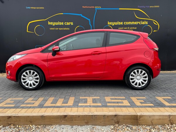 Used Ford Fiesta 2011 for sale - 76283269: Photo 2