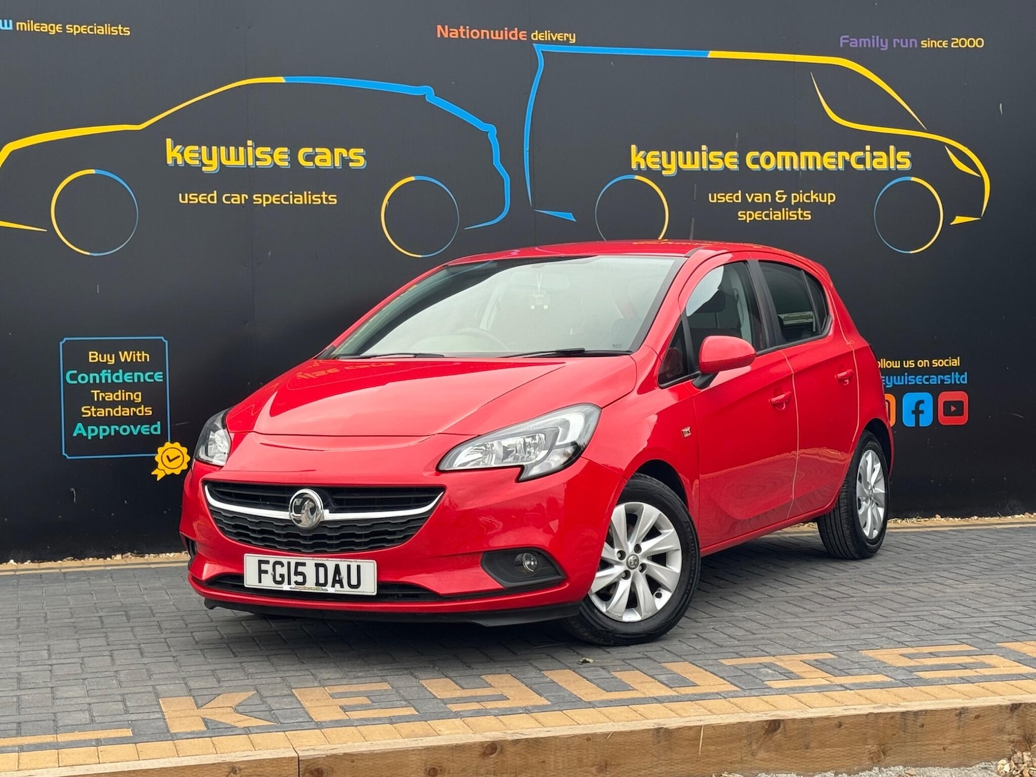 Used Vauxhall Corsa 2015 for sale - 76270989: Photo 1