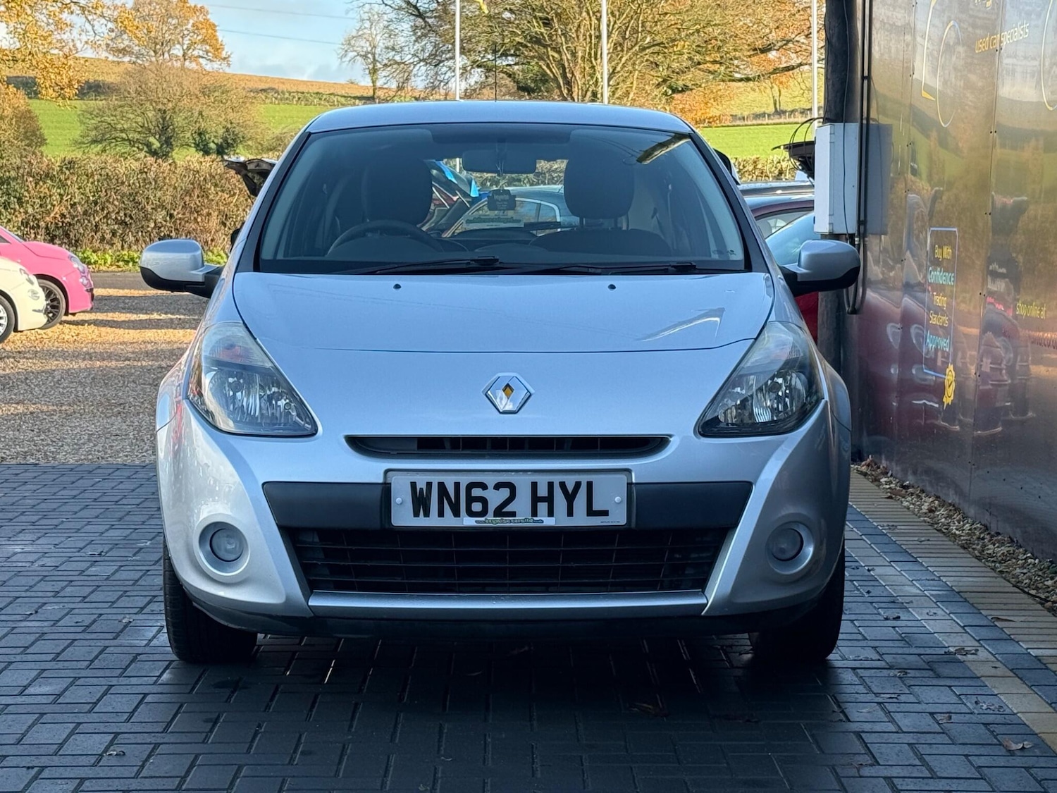 Used Renault Clio 2012 for sale - 76824050: Photo 10