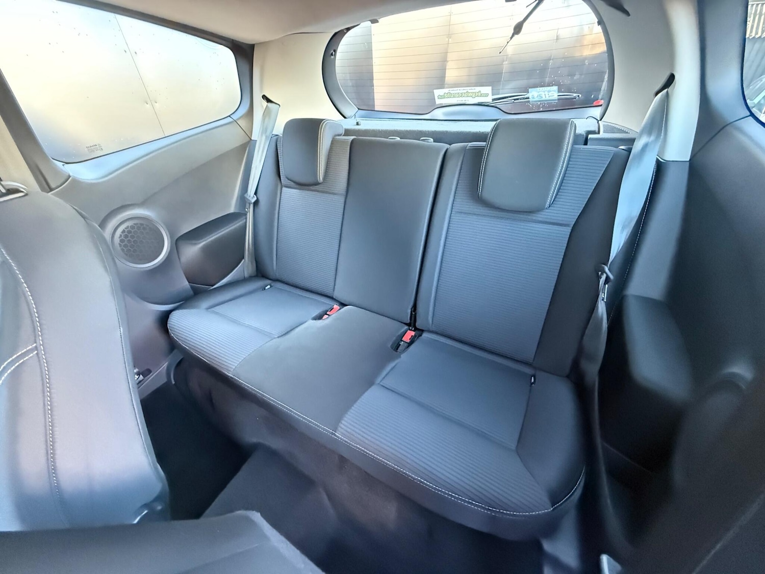 Used Renault Clio 2012 for sale - 76824050: Photo 24