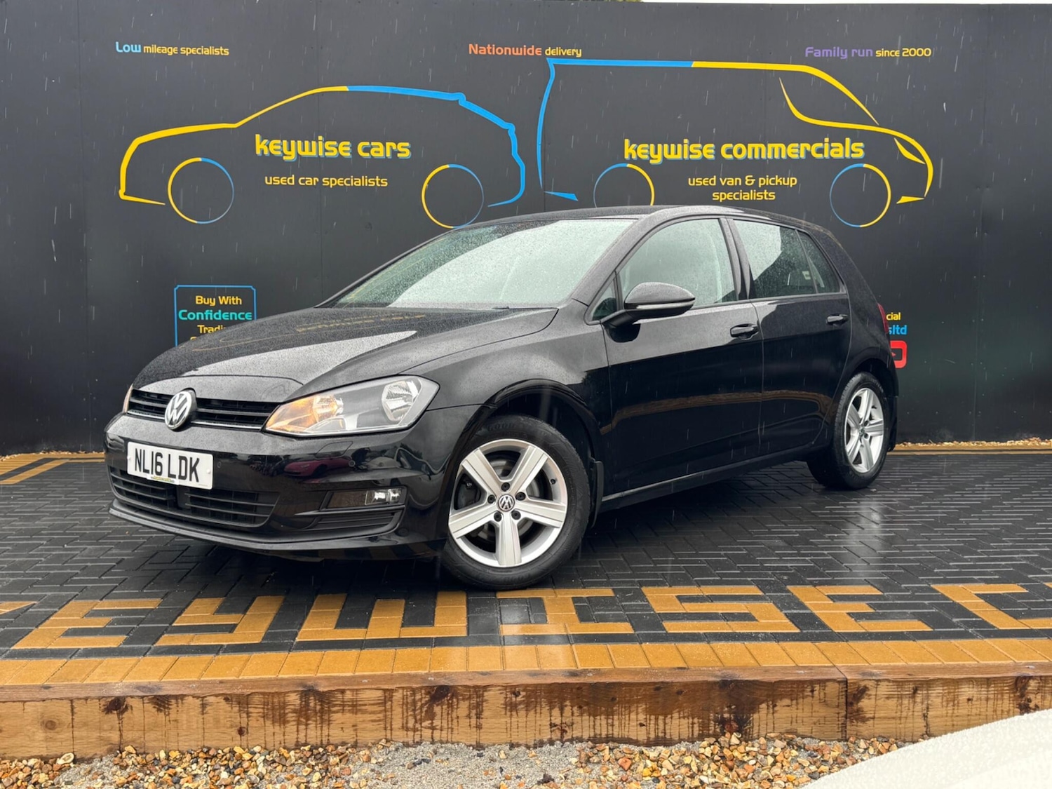 Used Volkswagen Golf 2016 for sale - 76167337: Photo 1