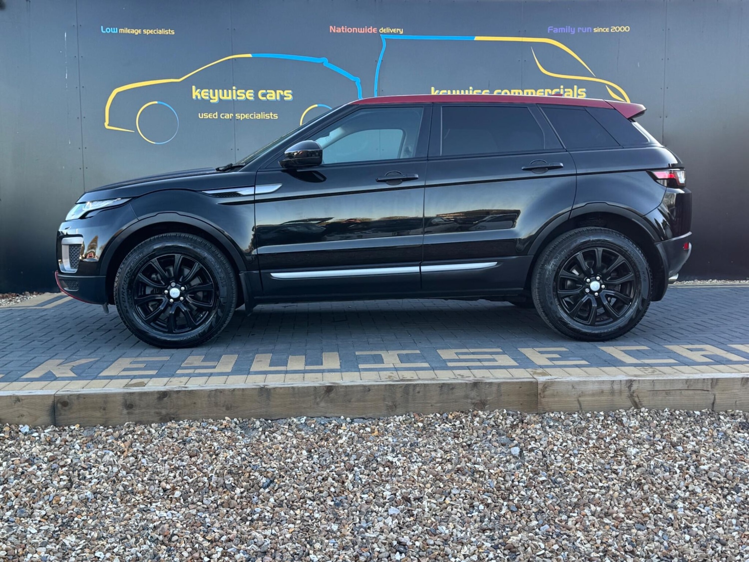 Used Land Rover Range Rover Evoque 2017 for sale - 76646009: Photo 2