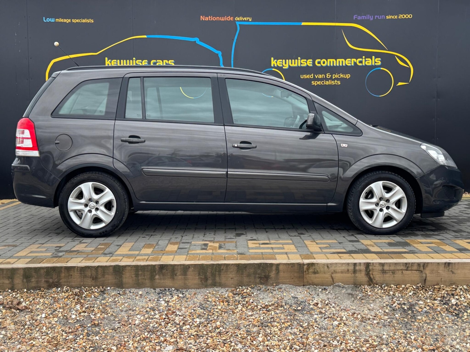 Used Vauxhall Zafira 2014 for sale - 77684250: Photo 6