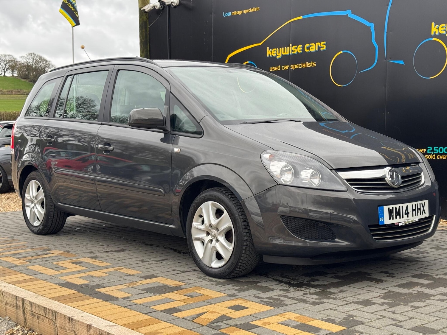 Used Vauxhall Zafira 2014 for sale - 77684250: Photo 7