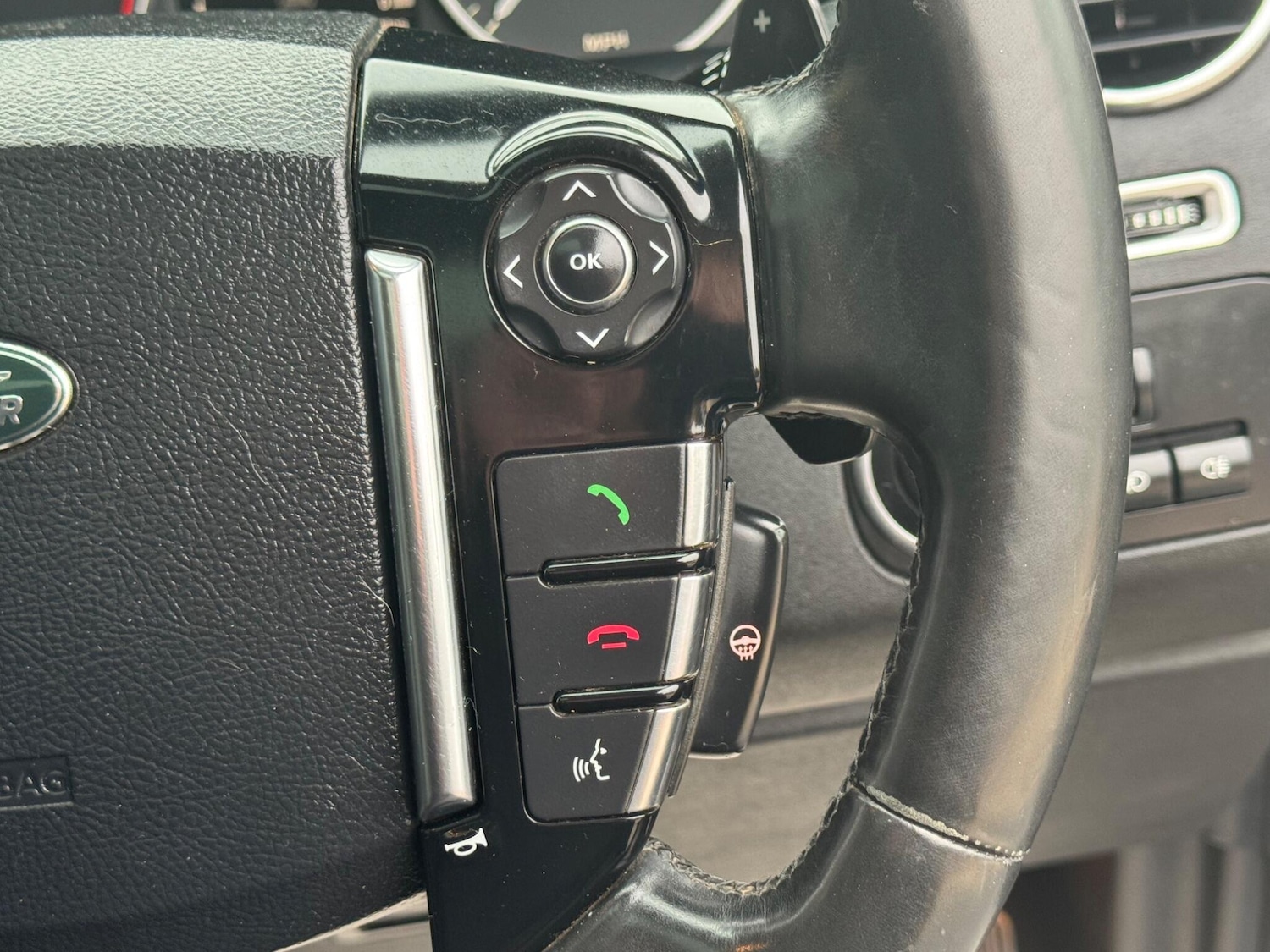 Used Land Rover Discovery 2016 for sale - 76997218: Photo 27