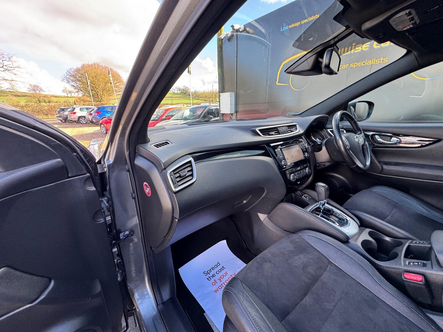 Used Nissan Qashqai for sale - 77549341: Photo 23