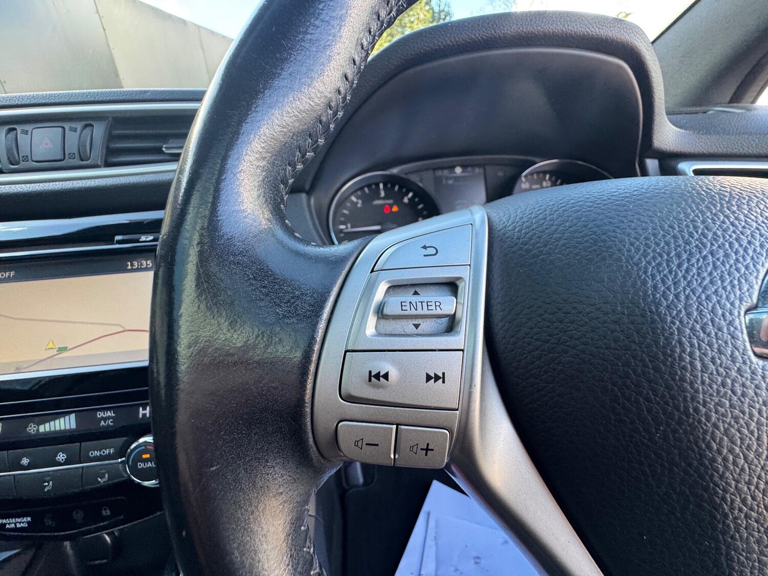 Used Nissan Qashqai for sale - 77549341: Photo 32