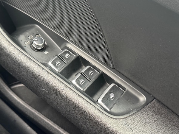 Used Audi A3 Cabriolet 2014 for sale - 76158552: Photo 34