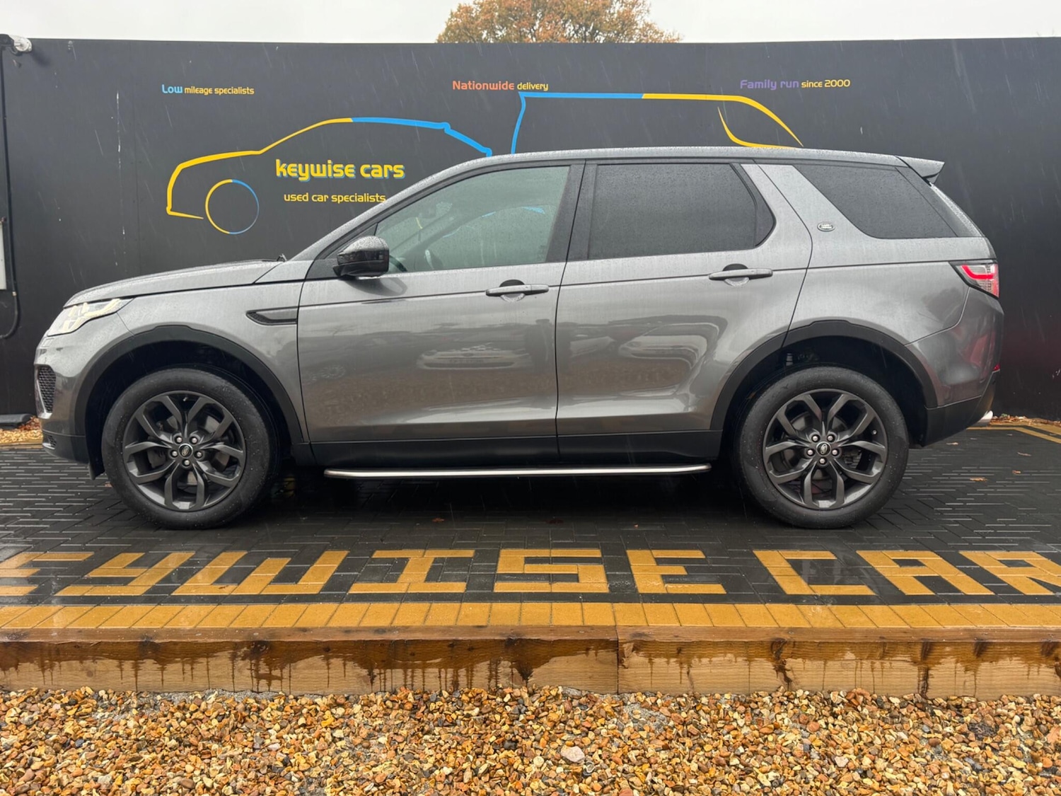 Used Land Rover Discovery Sport 2018 for sale - 76512773: Photo 2