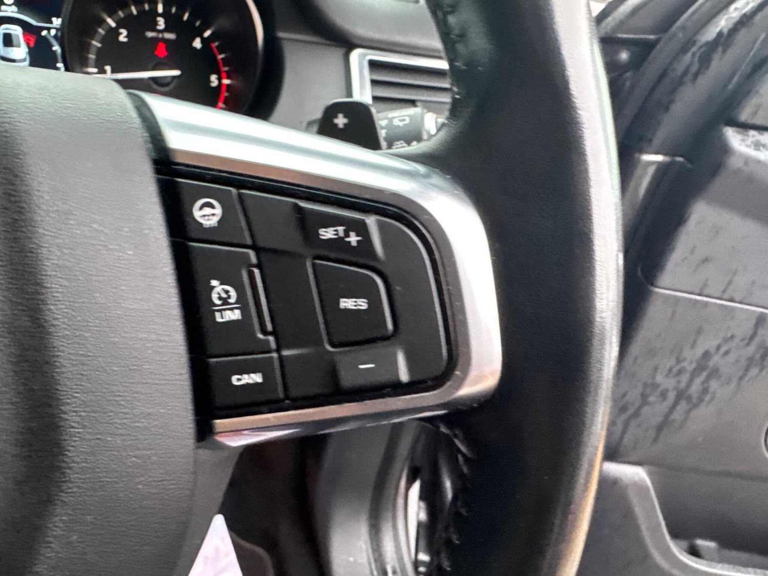 Used Land Rover Discovery Sport 2018 for sale - 76512773: Photo 30