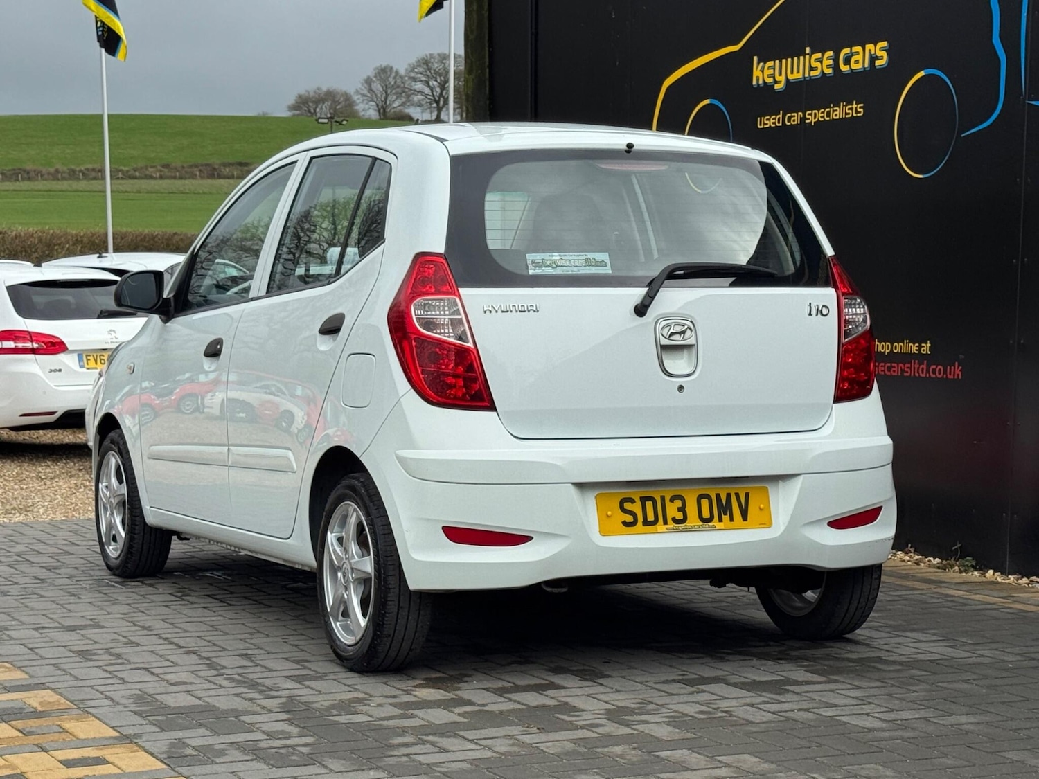 Used Hyundai i10 for sale - 77853554: Photo 3