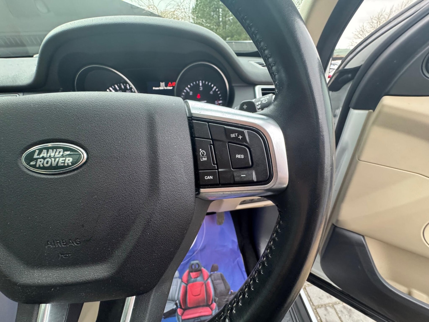 Used Land Rover Discovery Sport 2016 for sale - 77410921: Photo 30