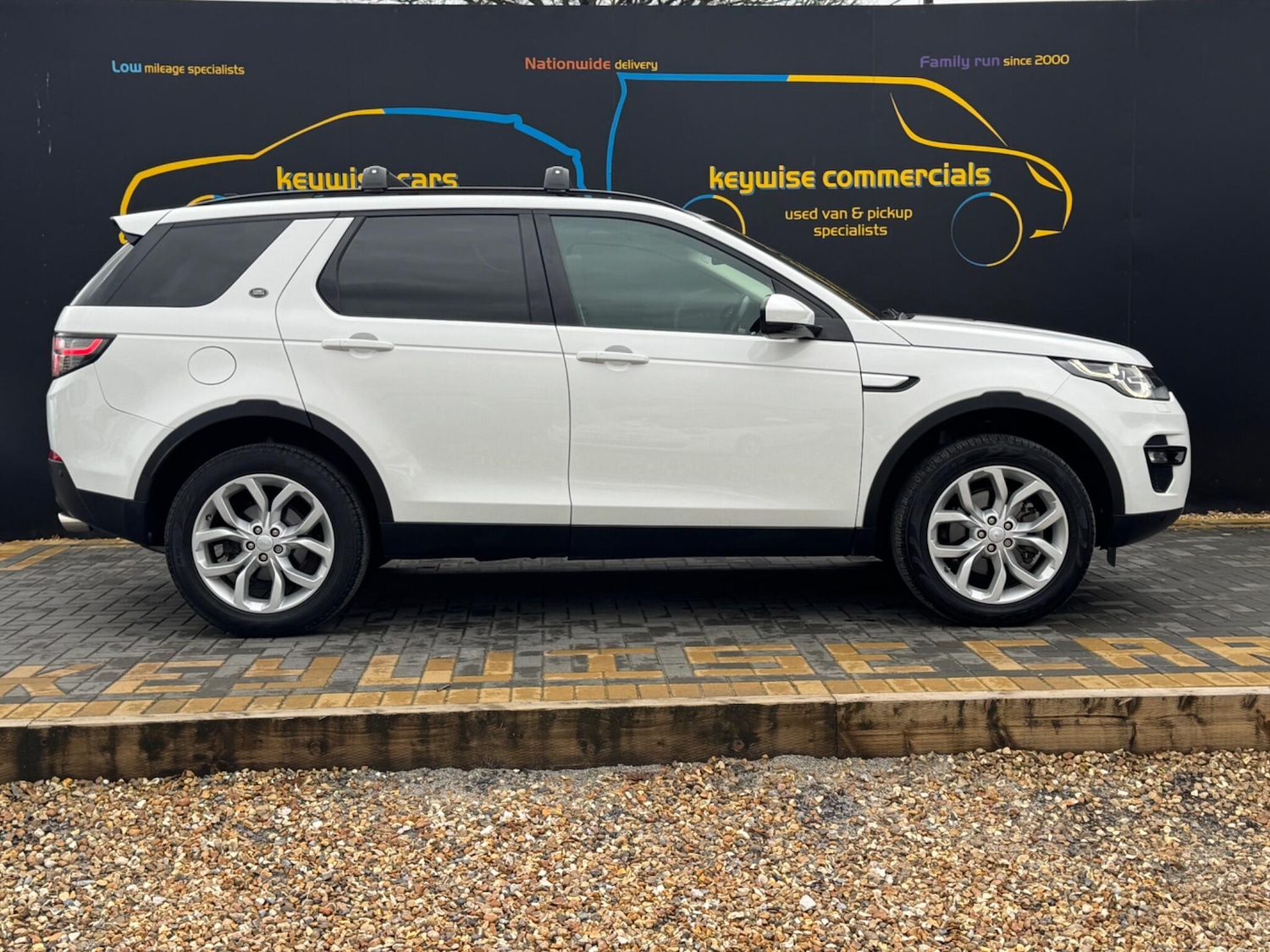 Used Land Rover Discovery Sport 2016 for sale - 77410921: Photo 7