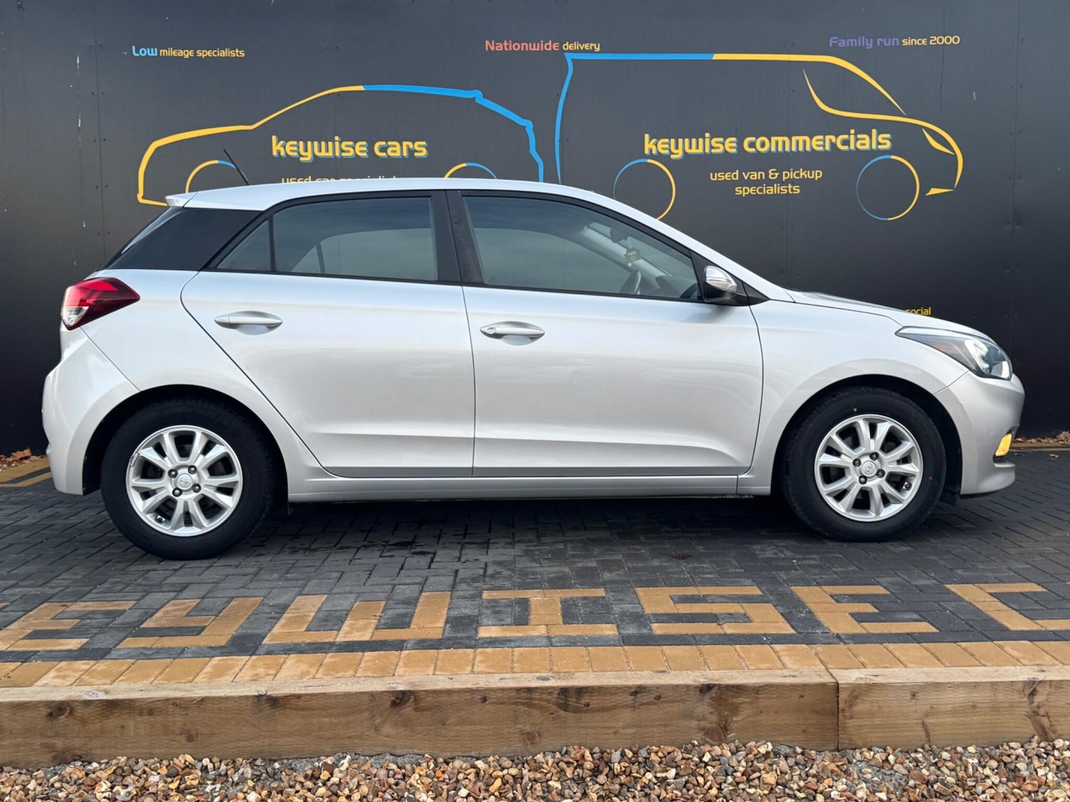 Used Hyundai i20 2017 for sale - 76992774: Photo 7