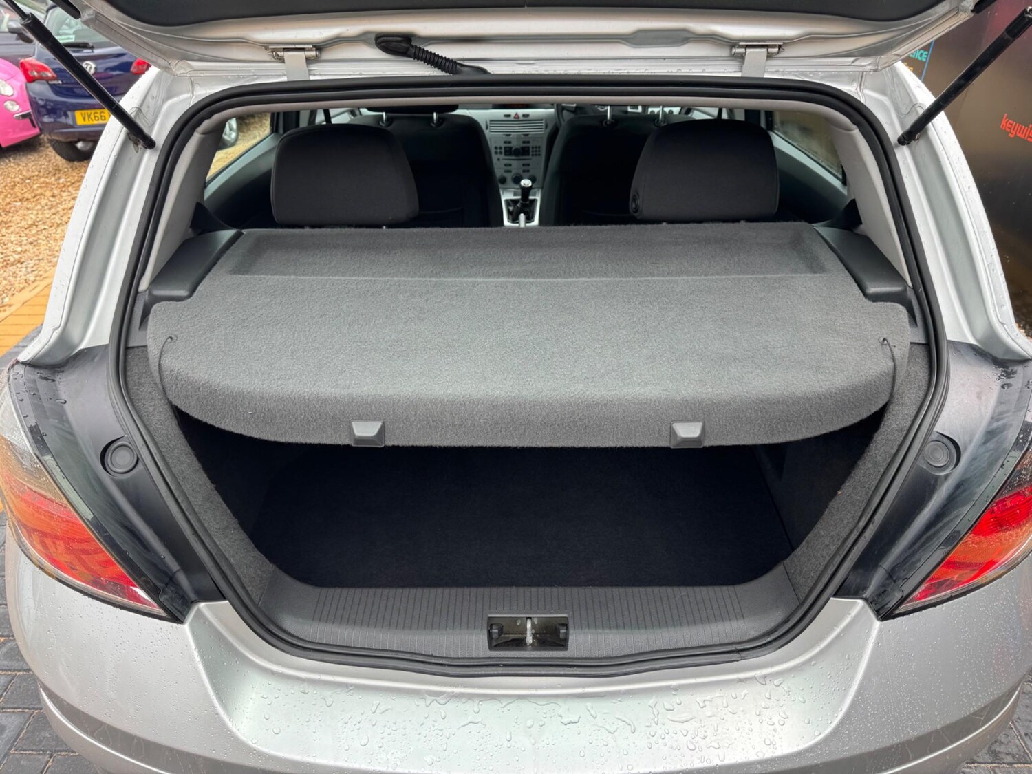 Vehicle 21