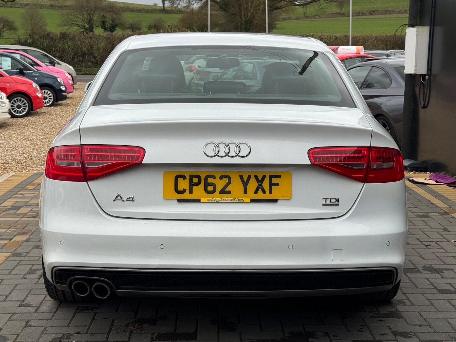 Used Audi A4 2012 for sale - 77683325: Photo 4