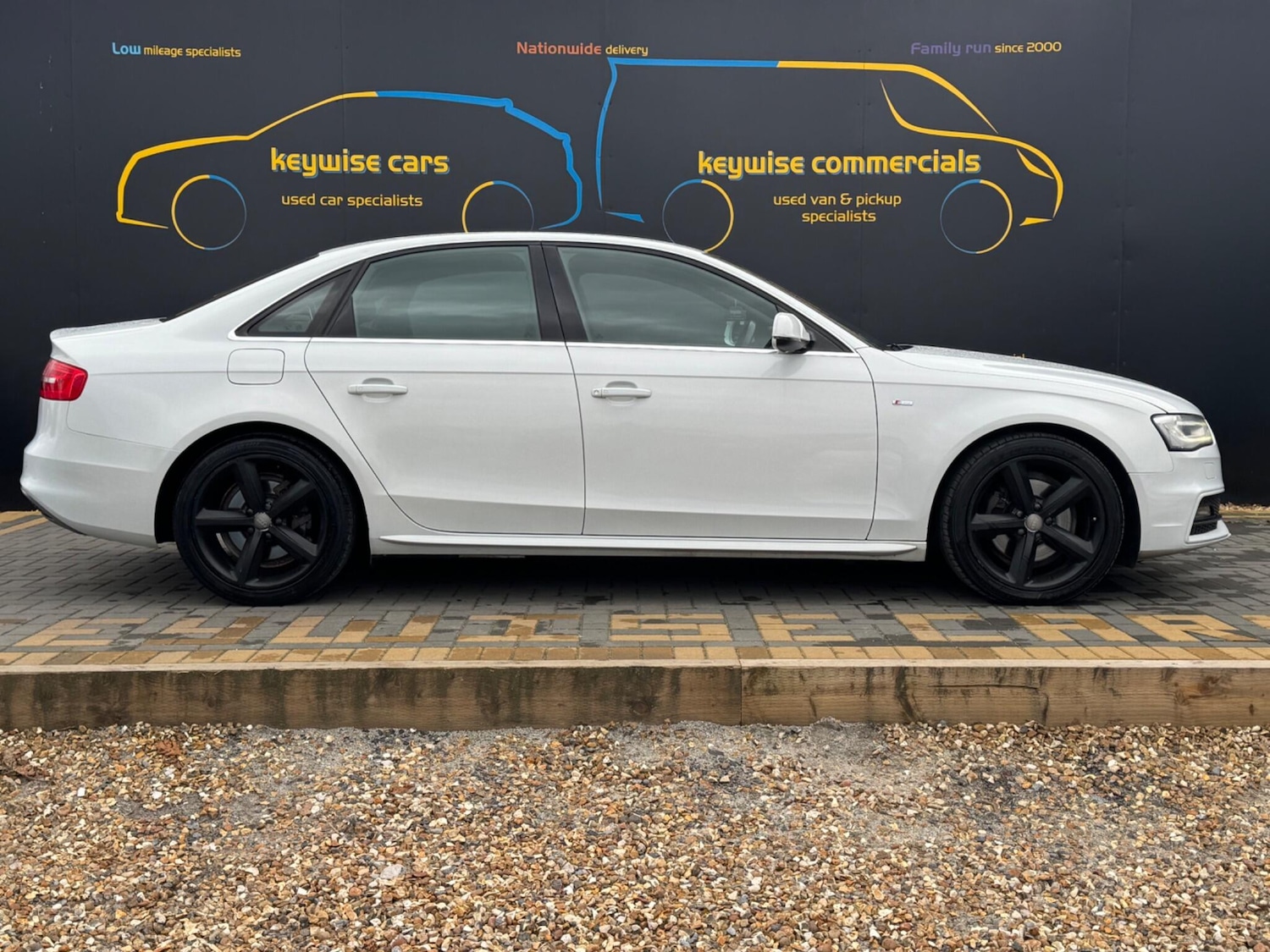 Used Audi A4 2012 for sale - 77683325: Photo 8