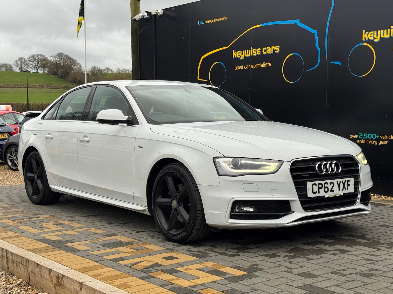 Used Audi A4 2012 for sale - 77683325: Photo 9