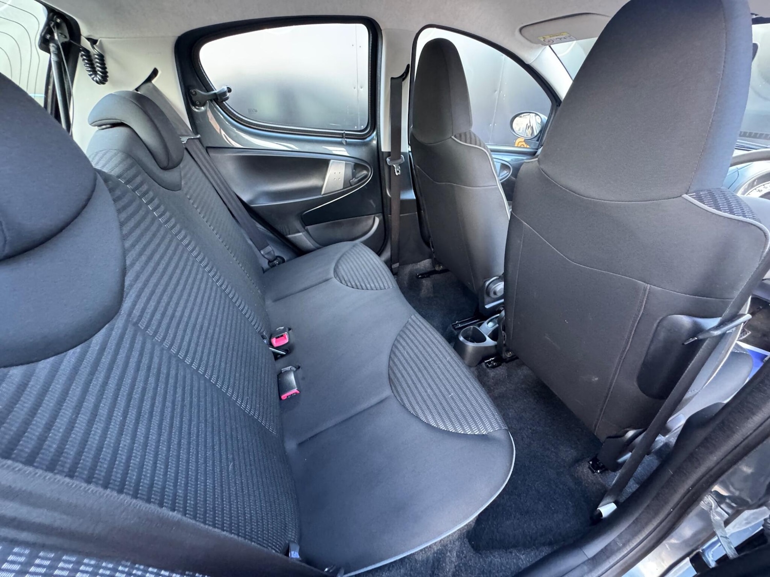 Used Peugeot 107 2014 for sale - 76399350: Photo 15