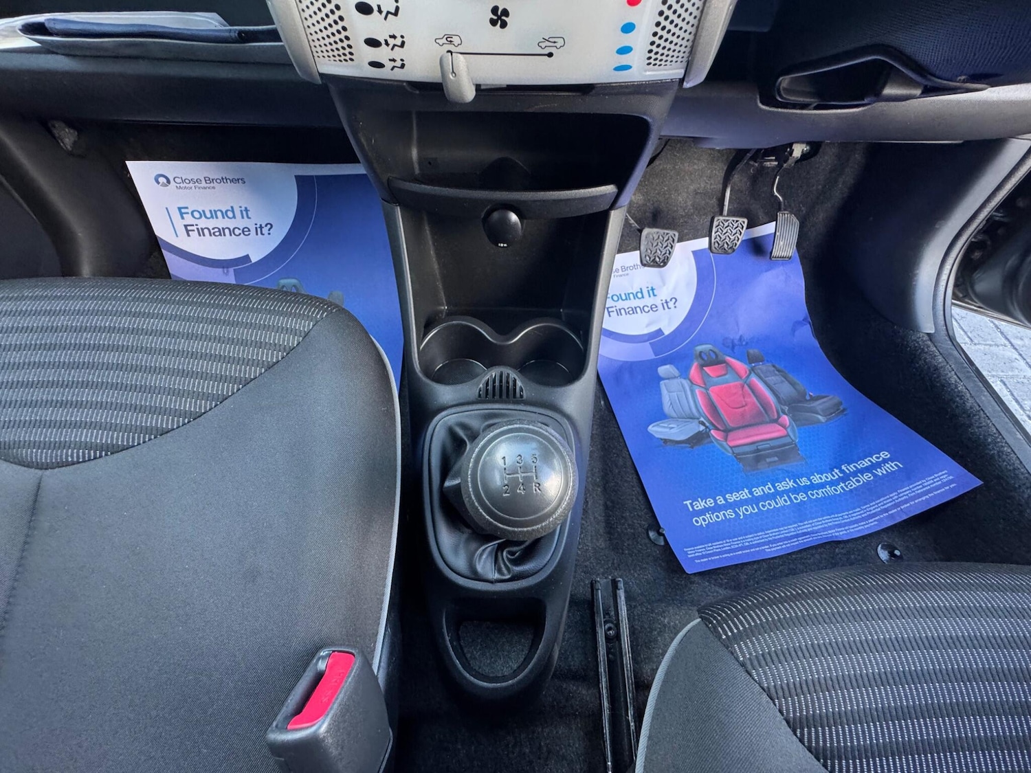 Used Peugeot 107 2014 for sale - 76399350: Photo 25