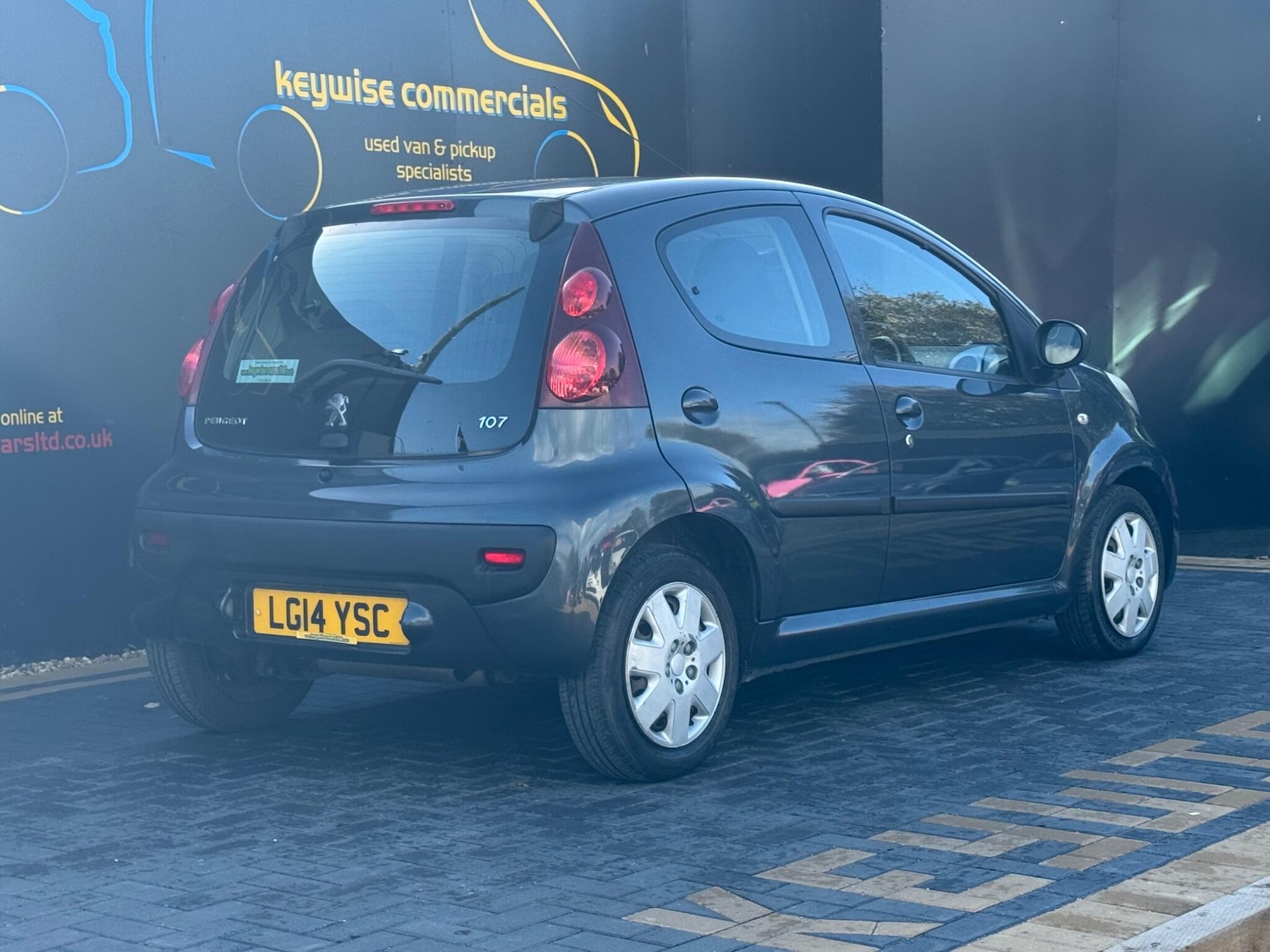 Used Peugeot 107 2014 for sale - 76399350: Photo 6