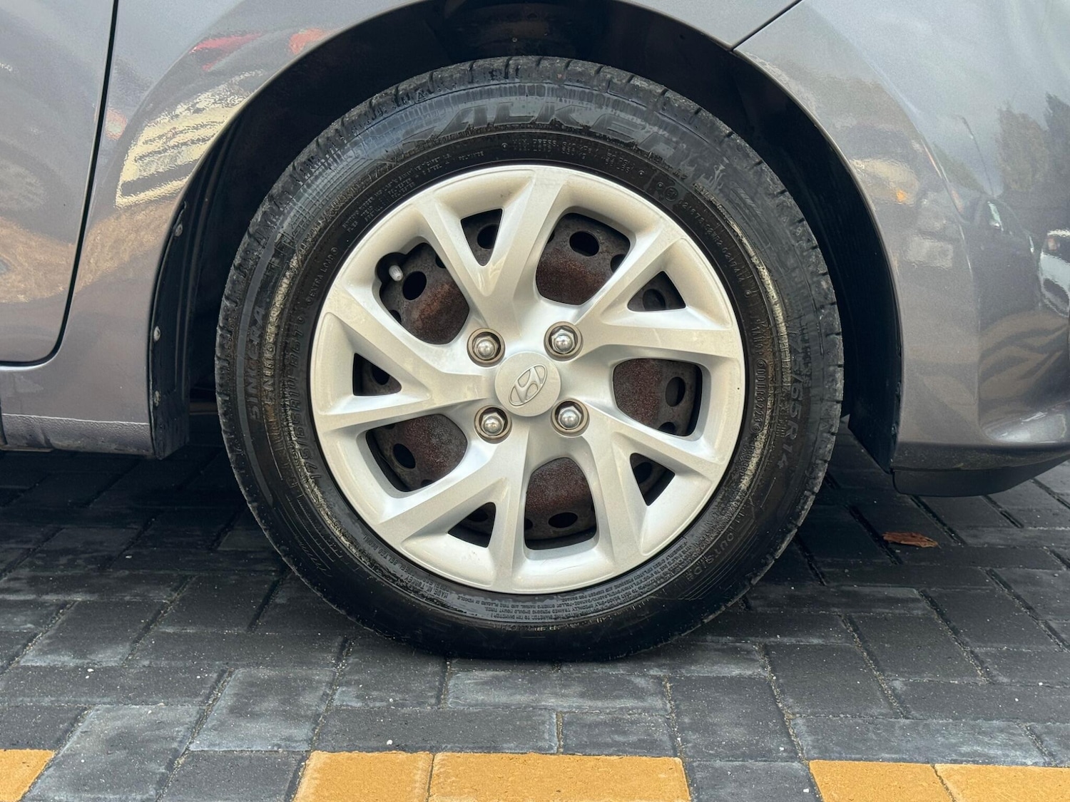 Used Hyundai i10 2017 for sale - 76360124: Photo 14