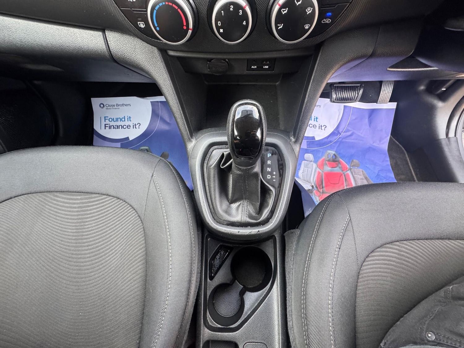 Used Hyundai i10 2017 for sale - 76360124: Photo 35