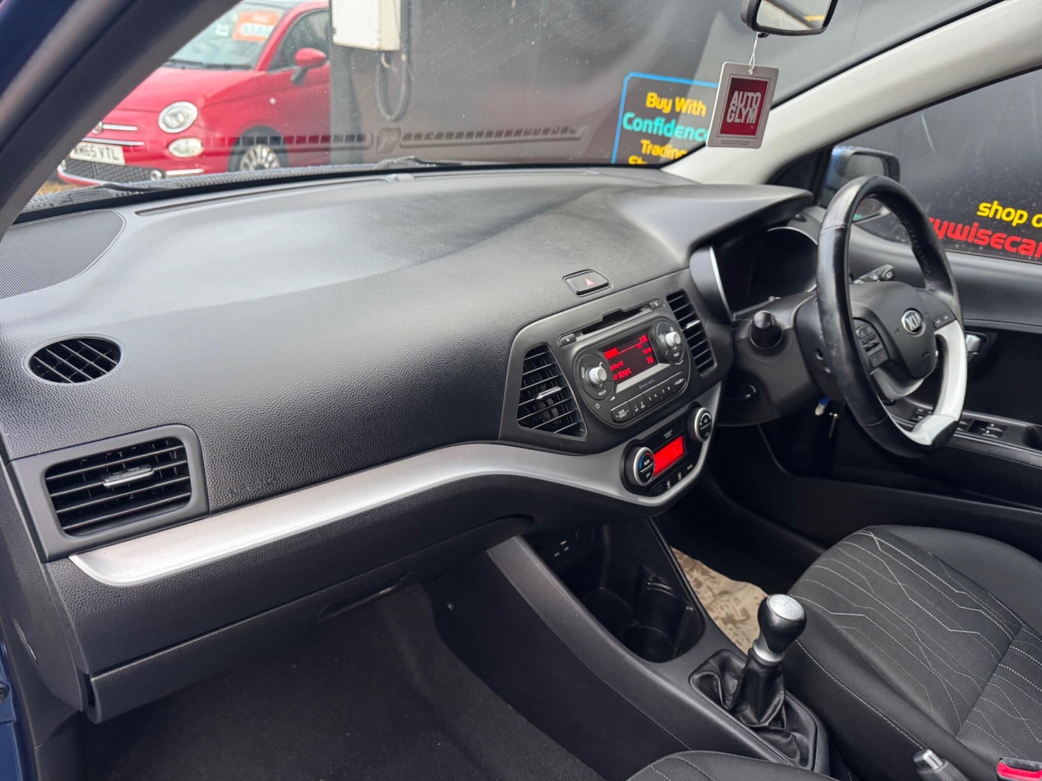 Used Kia Picanto 2015 for sale - 76898847: Photo 18