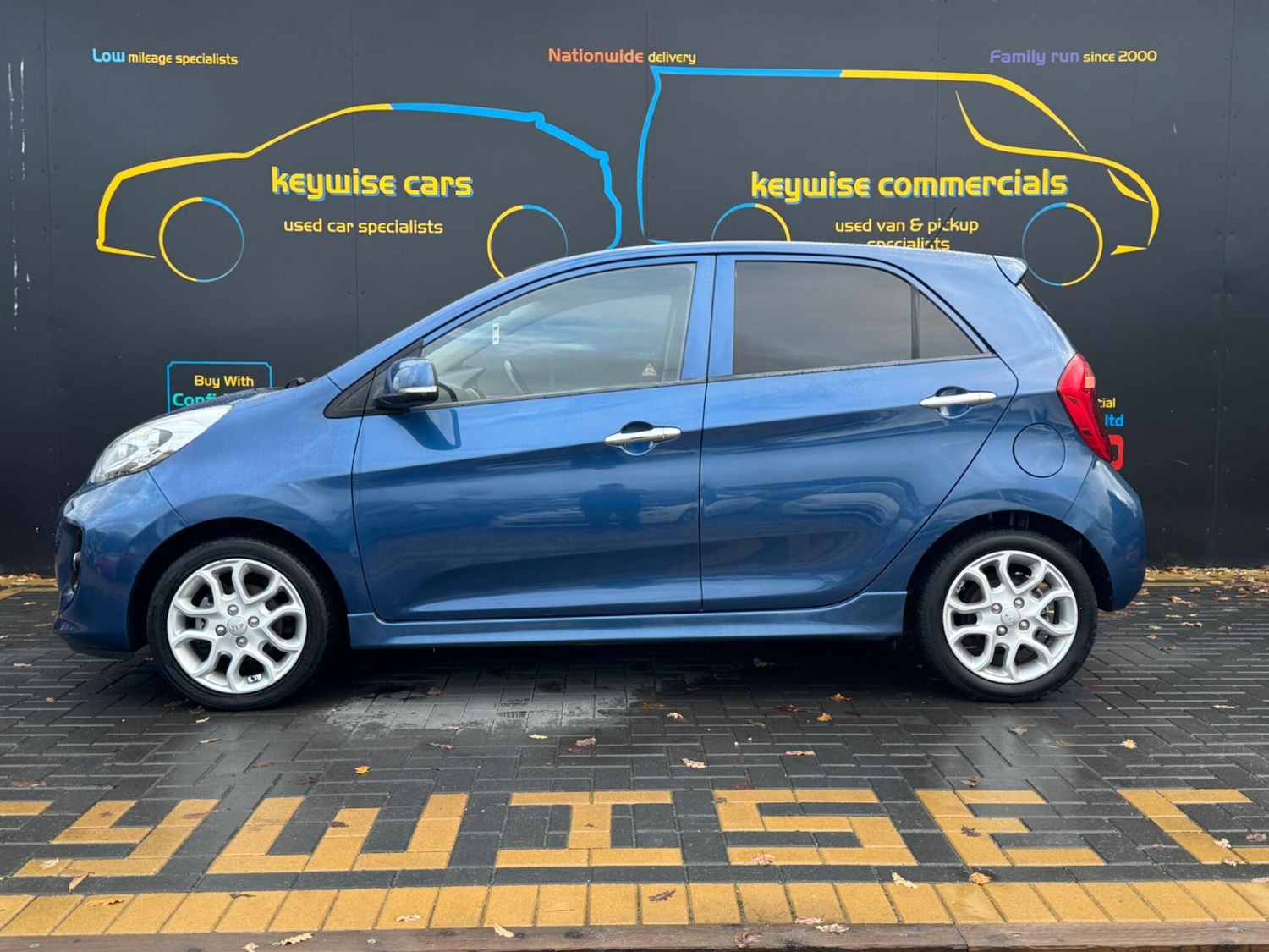 Used Kia Picanto 2015 for sale - 76898847: Photo 2