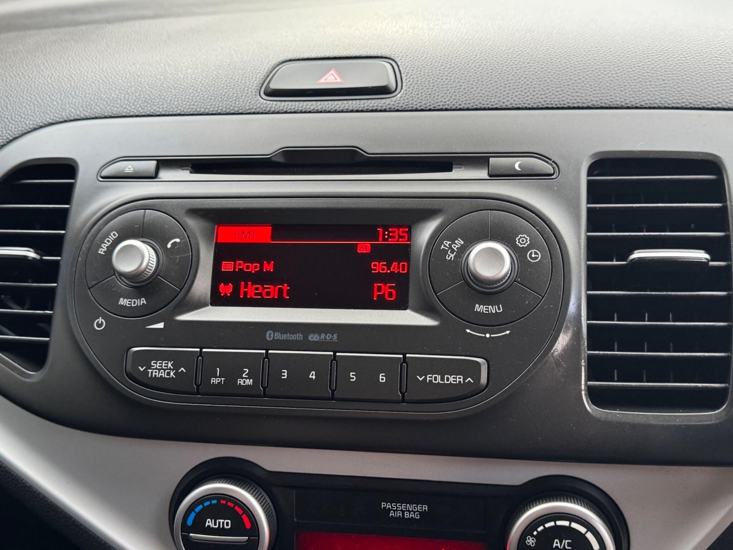 Used Kia Picanto 2015 for sale - 76898847: Photo 28