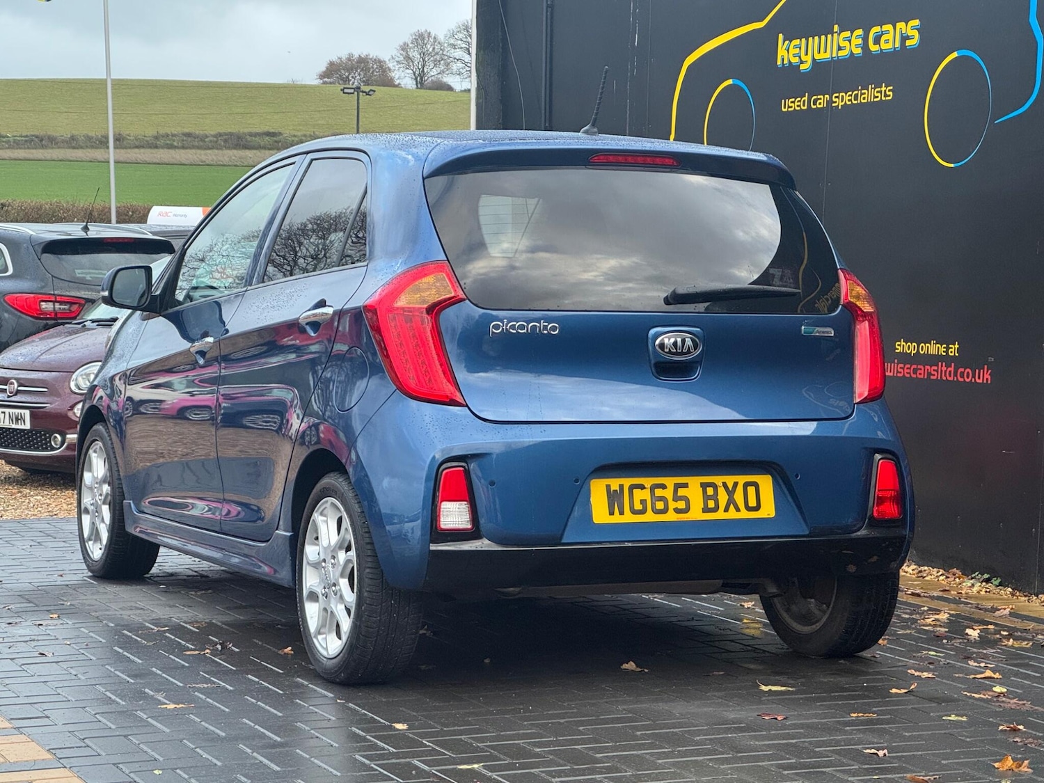 Used Kia Picanto 2015 for sale - 76898847: Photo 3