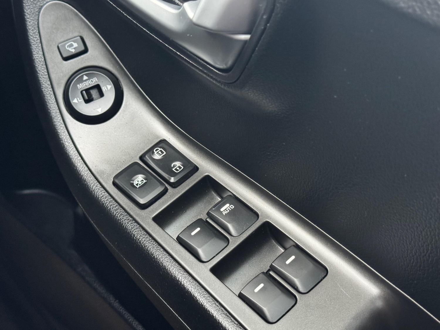 Used Kia Picanto 2015 for sale - 76898847: Photo 33