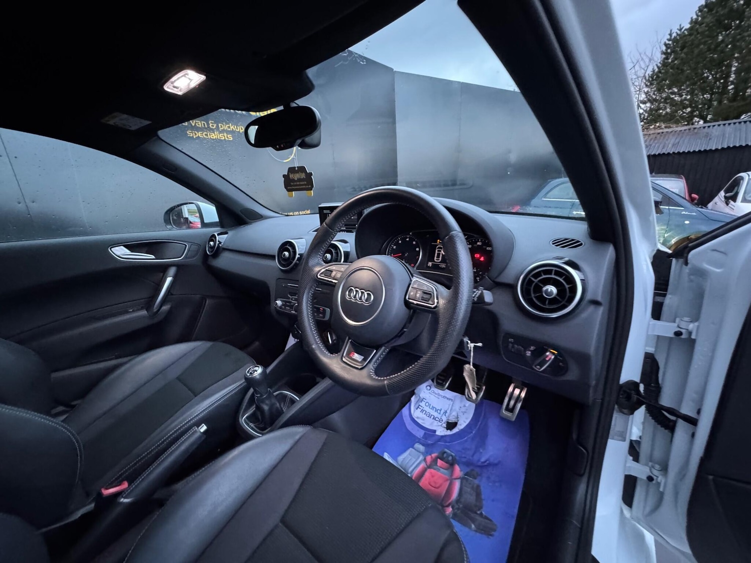 Used Audi A1 2015 for sale - 77230564: Photo 14