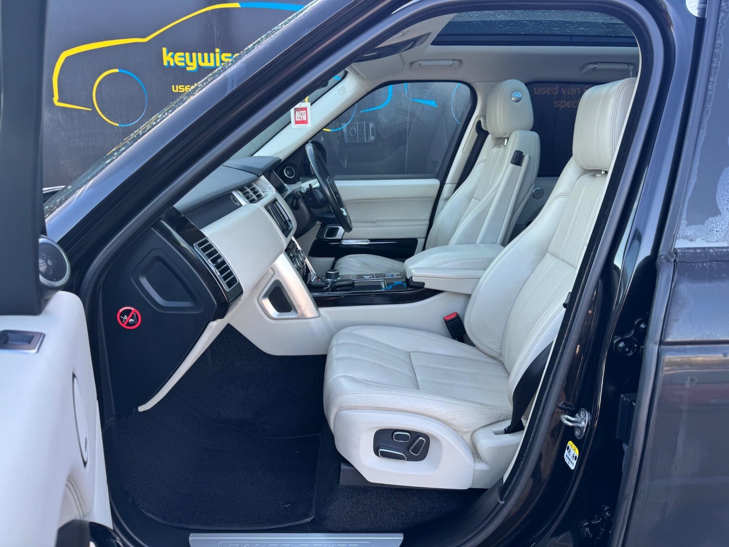 Used Land Rover Range Rover 2015 for sale - 76645832: Photo 18