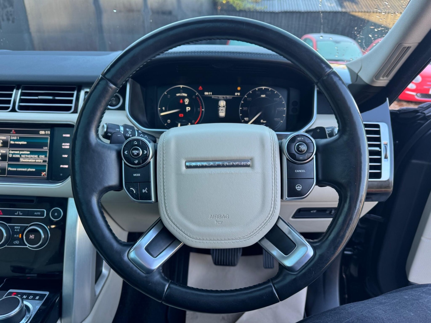 Used Land Rover Range Rover 2015 for sale - 76645832: Photo 27