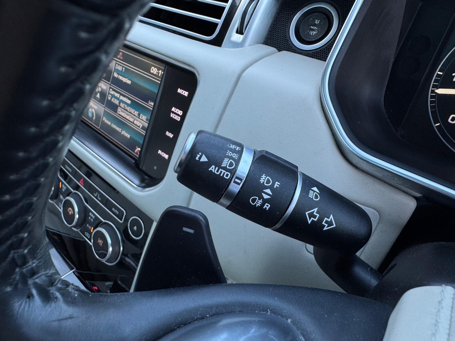 Used Land Rover Range Rover 2015 for sale - 76645832: Photo 30