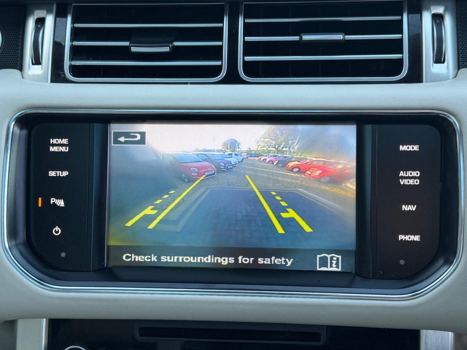 Used Land Rover Range Rover 2015 for sale - 76645832: Photo 32