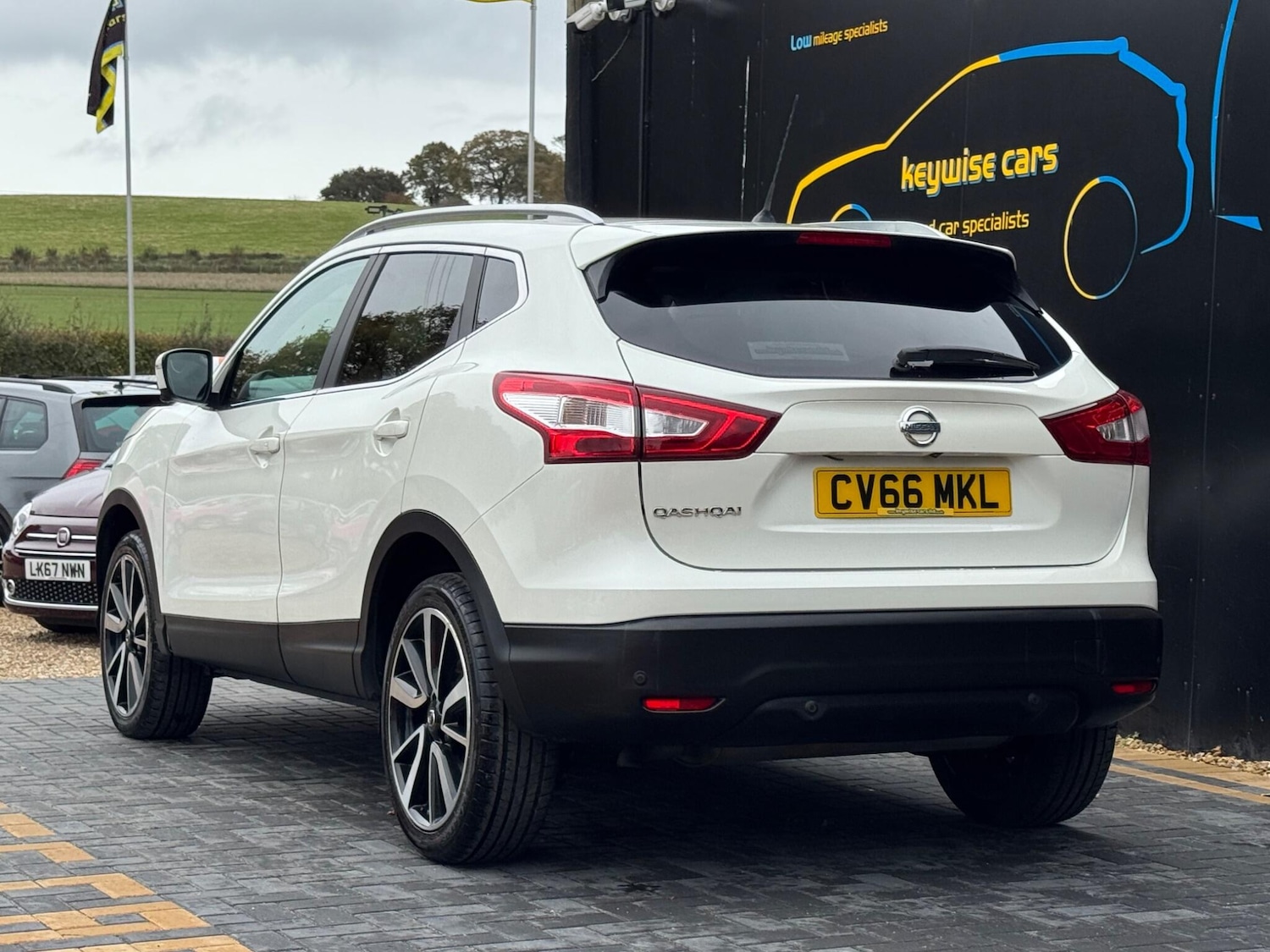 Used Nissan Qashqai 2016 for sale - 76424659: Photo 3