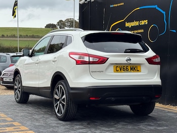 Used Nissan Qashqai 2016 for sale - 76424659: Photo