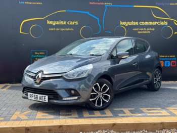 2025 (68) - 1.5 dCi Play Euro 6 (s/s) 5dr