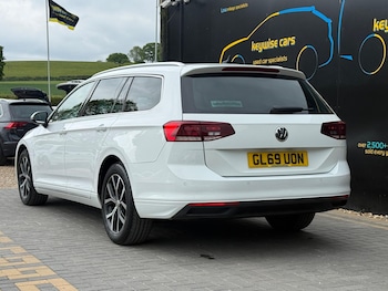 Used Volkswagen Passat 2019 for sale - 78416327: Photo