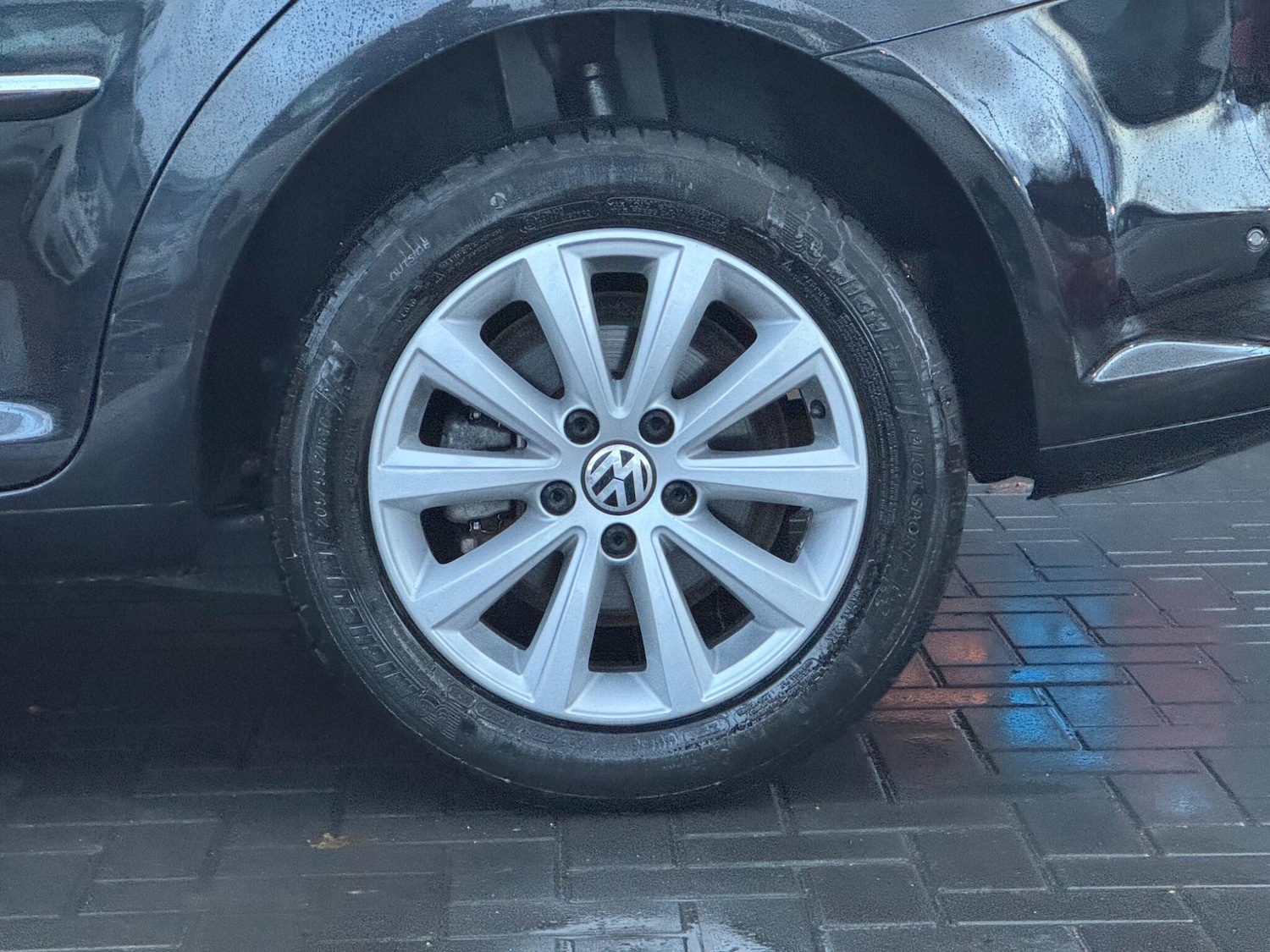 Used Volkswagen Touran 2014 for sale - 76823803: Photo 11